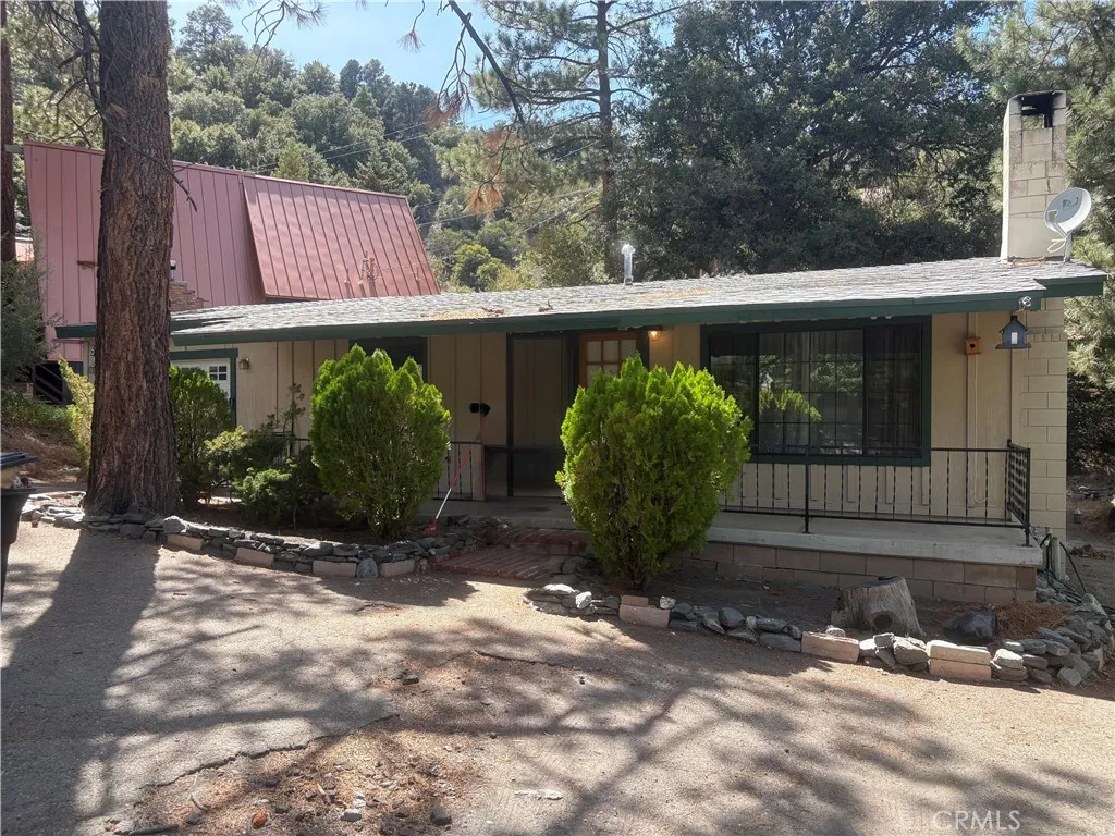 5304 Desert View, Wrightwood, CA 92397 — photo 2