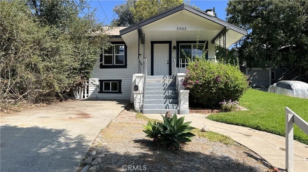 5903 Tipton — photo