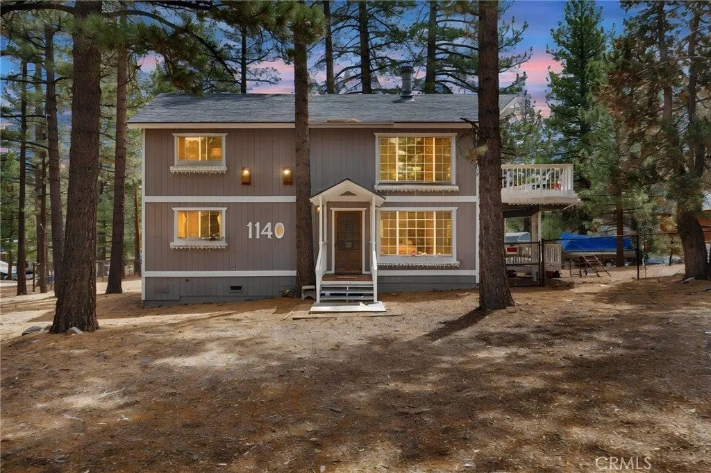 1140 Mitchell — photo