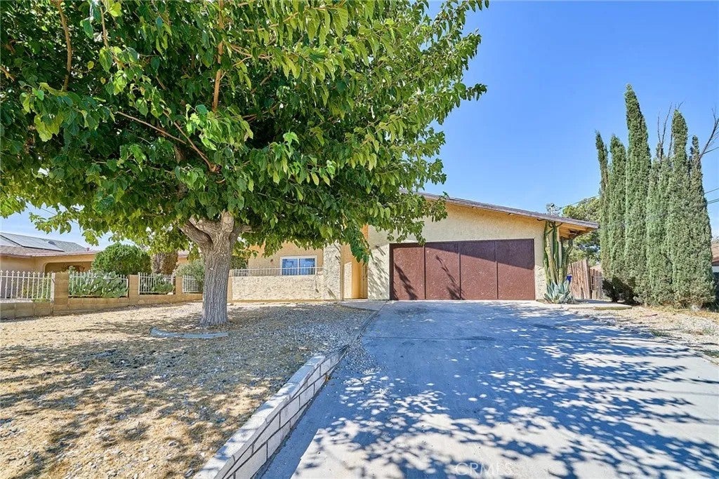 16326 Molino Dr. — photo