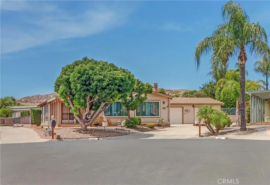 470 Quail Court — photo