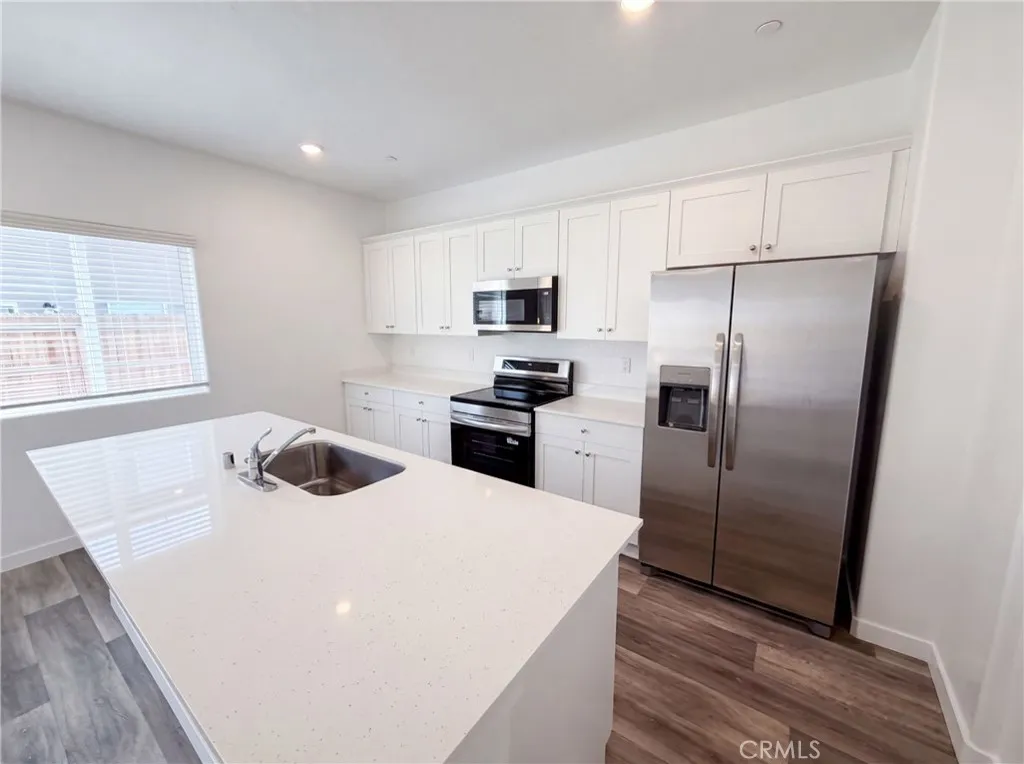 4472 Bellaire, Clovis, CA 93619 — photo 2
