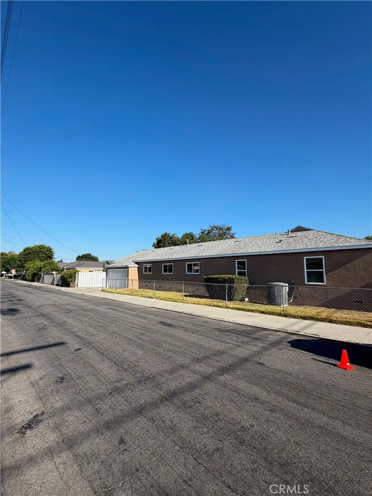 701 N Willow Avenue, Compton, CA 90221 — photo 3
