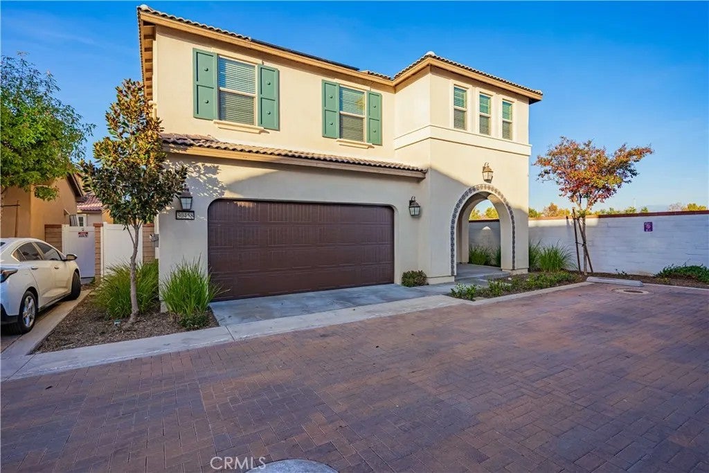 30458 Village Knoll Drive — photo