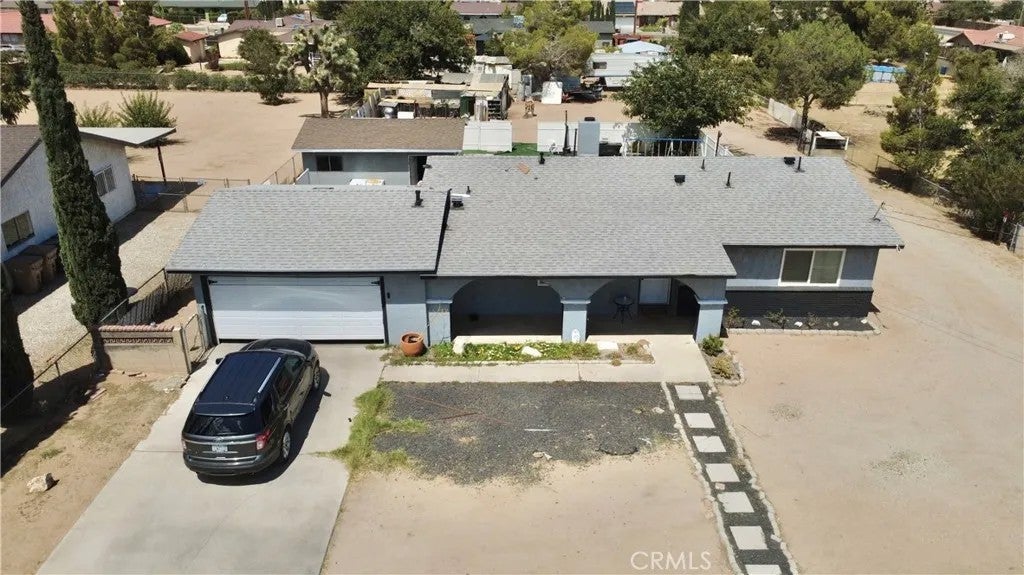 17798 Main — photo