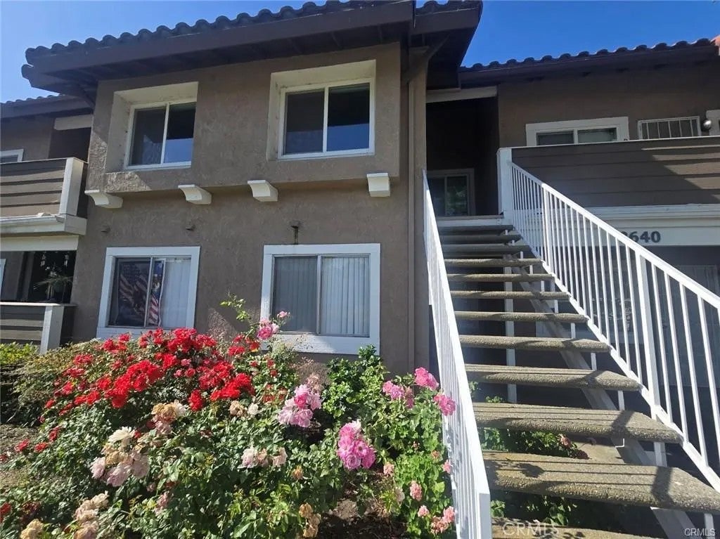 3640 Oak Creek Drive D — photo