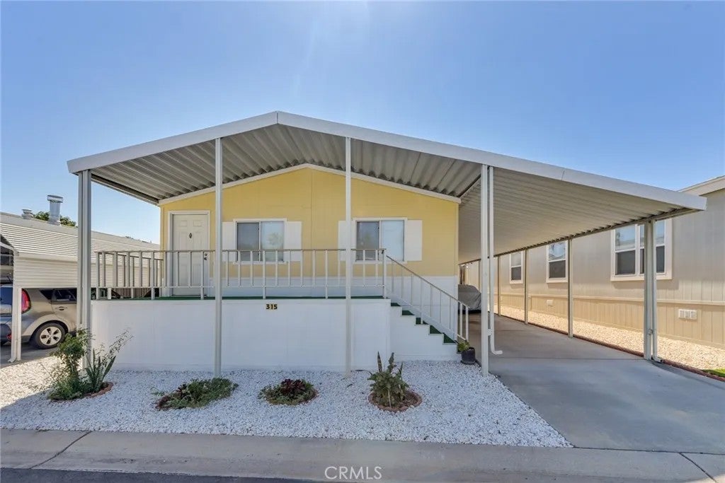 4000 Pierce 315 — photo