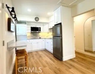 39090 Cattail — photo