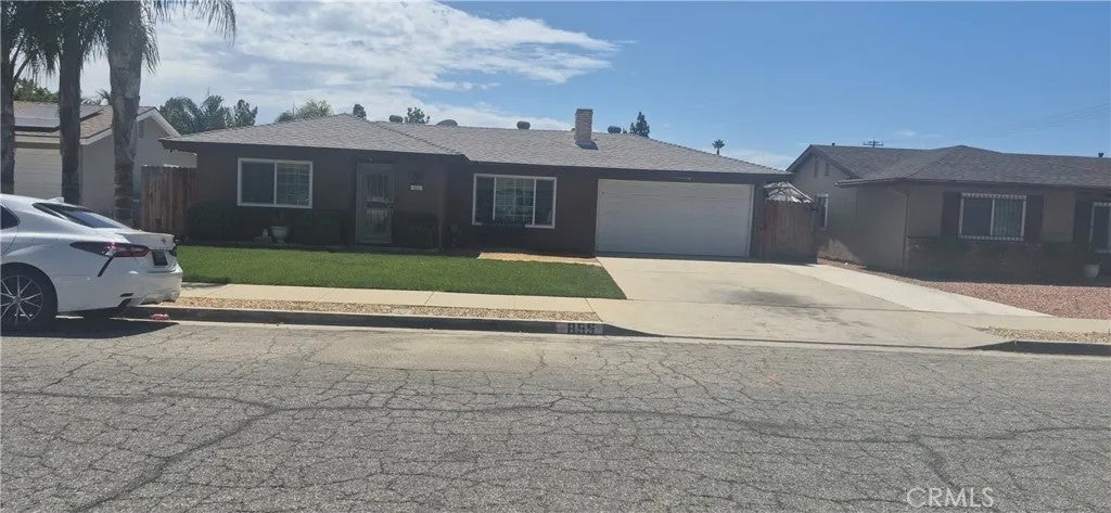 855 Cameo Avenue — photo