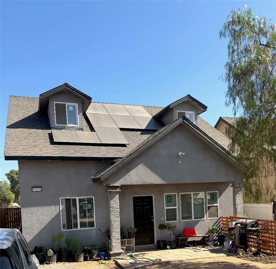 21474 Pine Street — photo