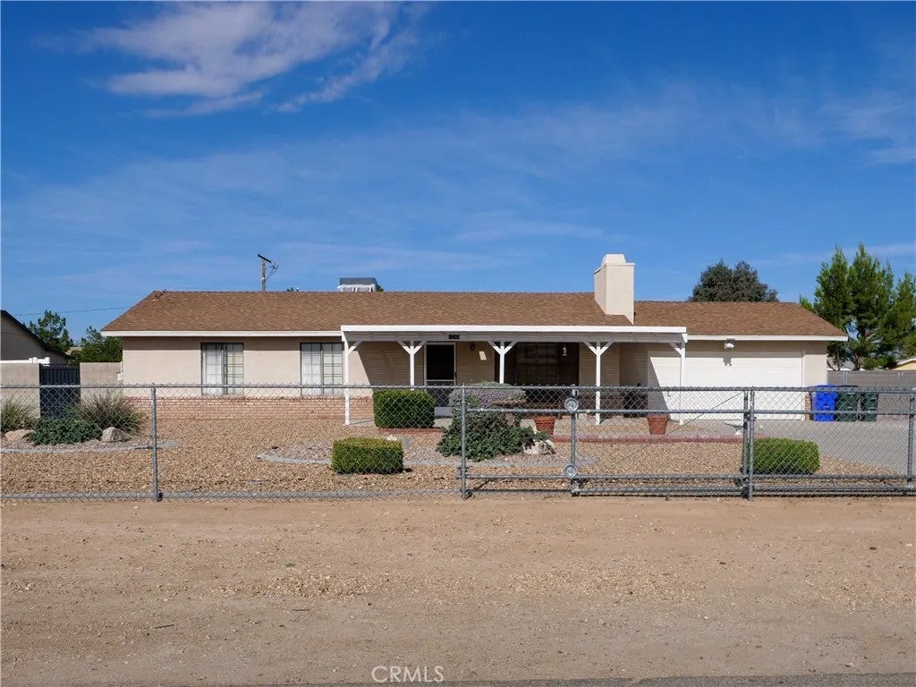 12760 Waynoka — photo
