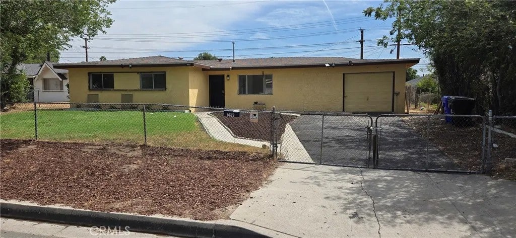 1483 Arizona — photo