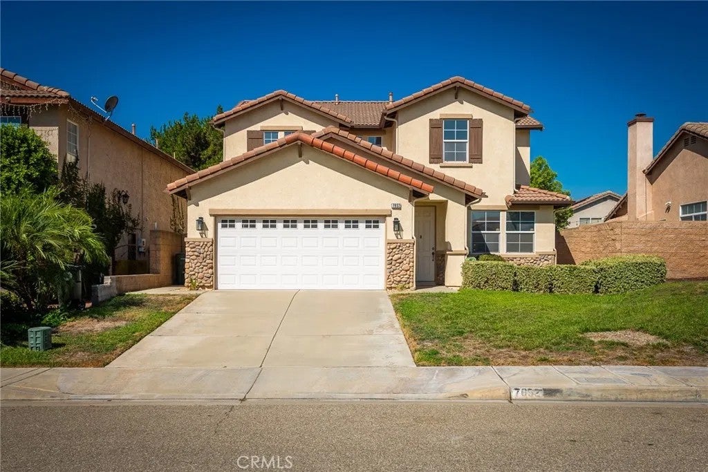 7652 Lavender St — photo