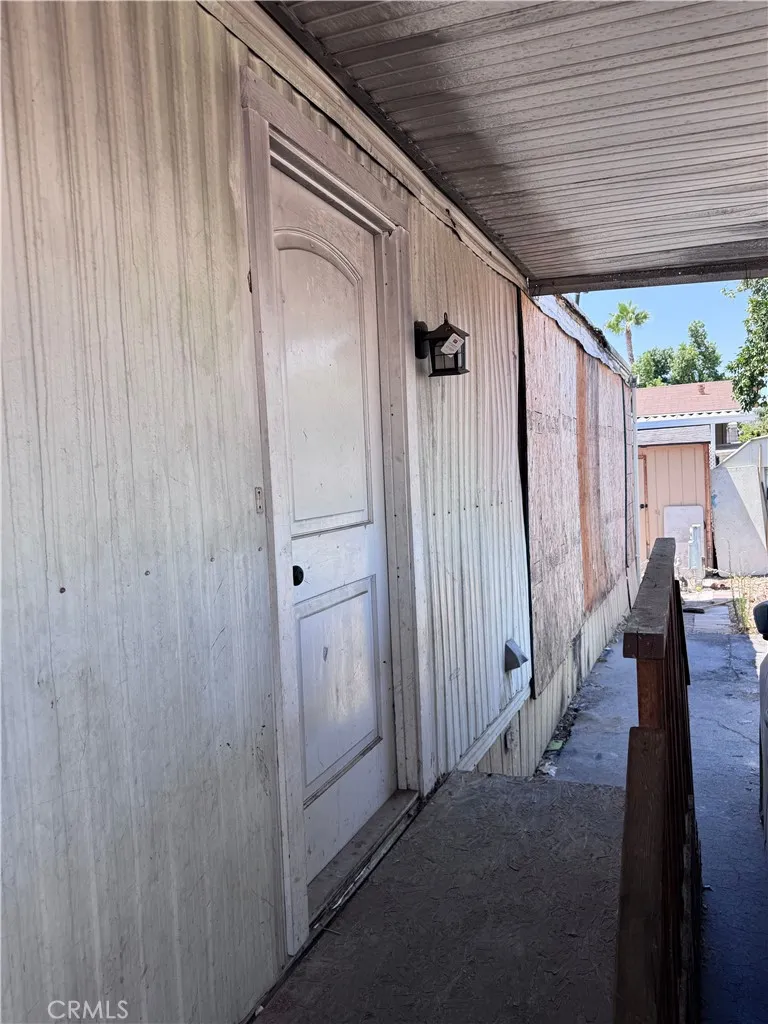 1025 riverside #54, Rialto, CA 92376 — photo 2