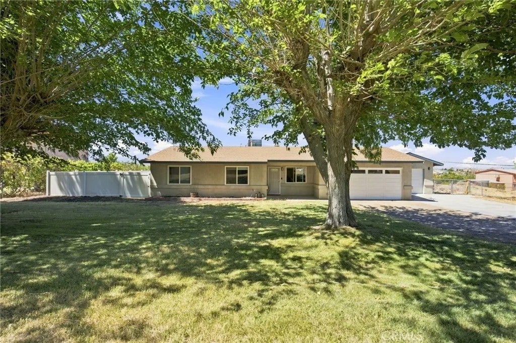 15906 Heatherdale — photo