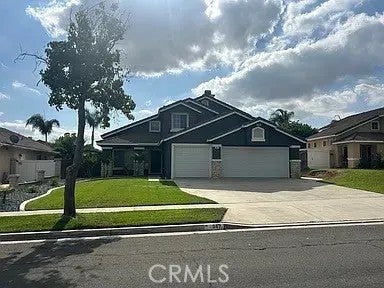 947 Cheyenne — photo