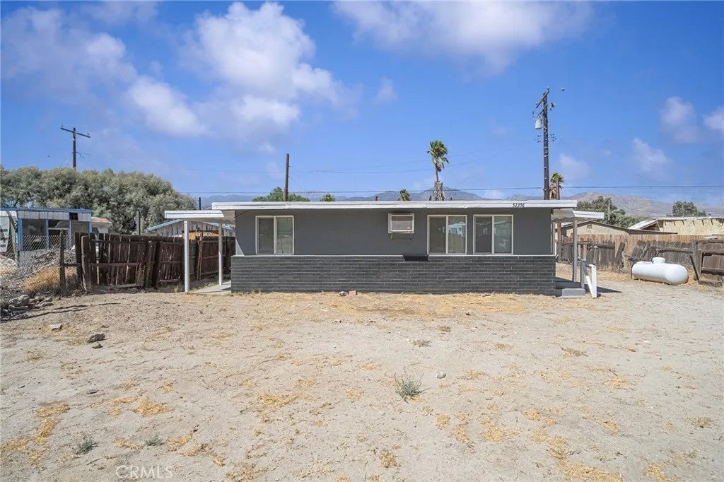 52356 Date Avenue — photo
