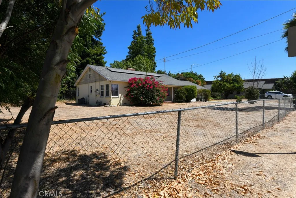 3485 Harding, Riverside, CA 92506 — photo 3