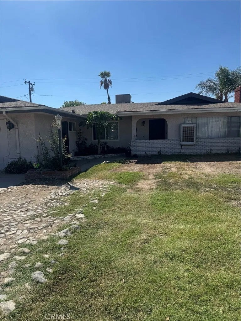 8196 Pepper Avenue — photo