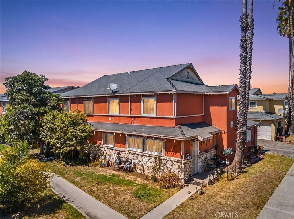 1 Dovecote — photo