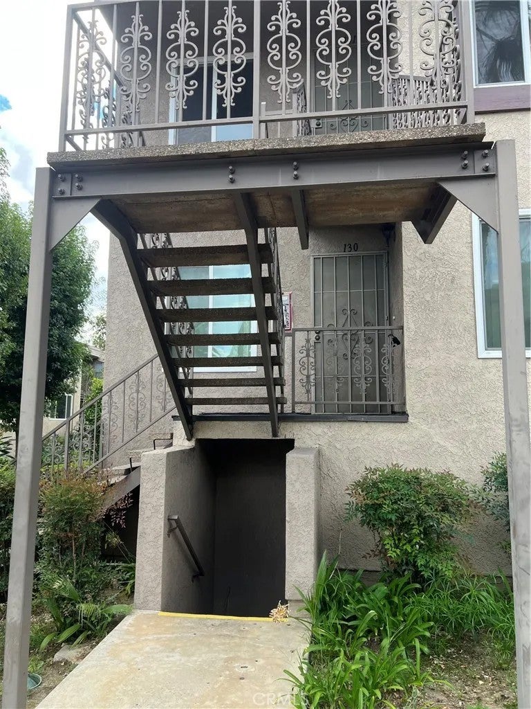 5484 Dobbs Street 130 — photo