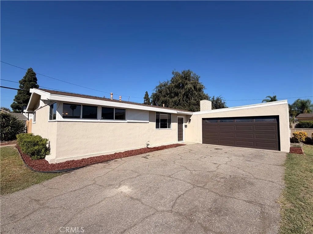 14320 De Alcala — photo