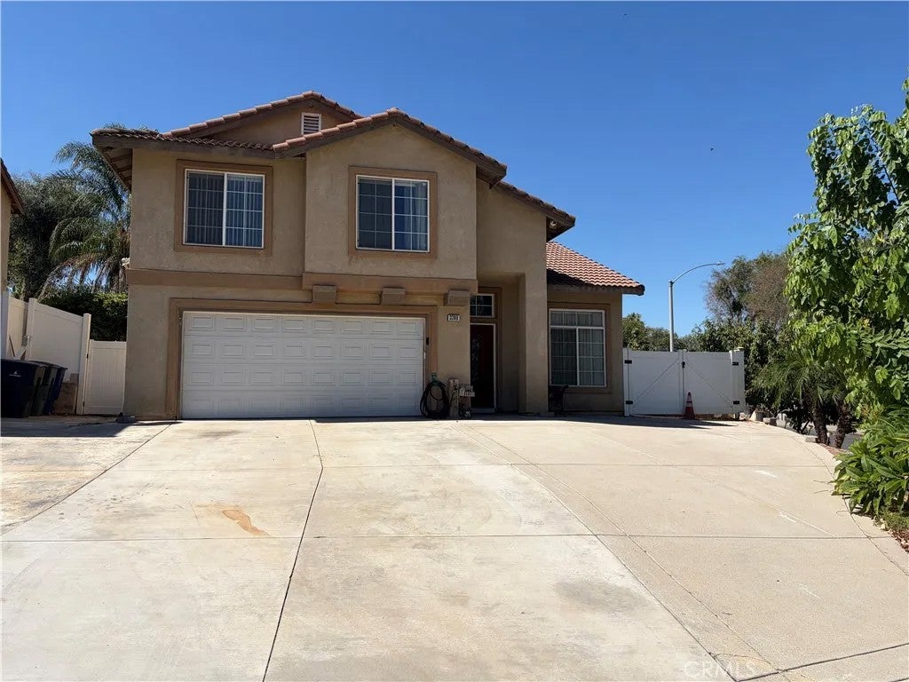 3390 Cambria Court — photo