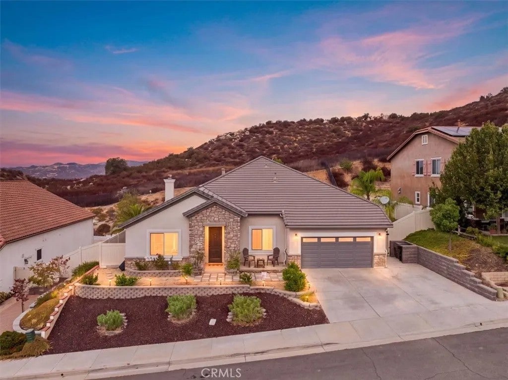 36152 Darcy — photo