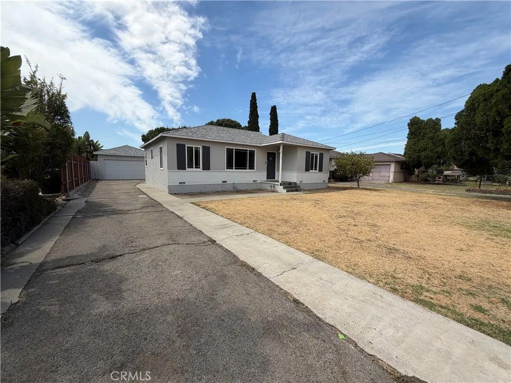 16515 Rosemary — photo