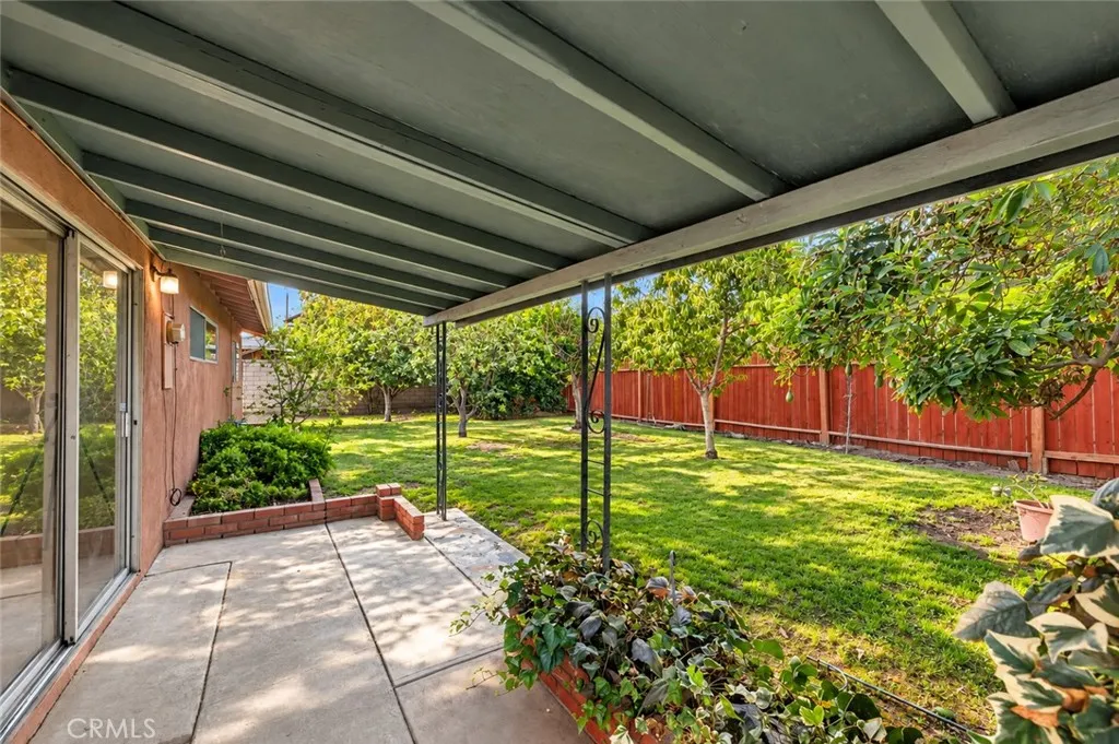 3261 wallingham dr, RIVERSIDE CA 92503 — photo 3