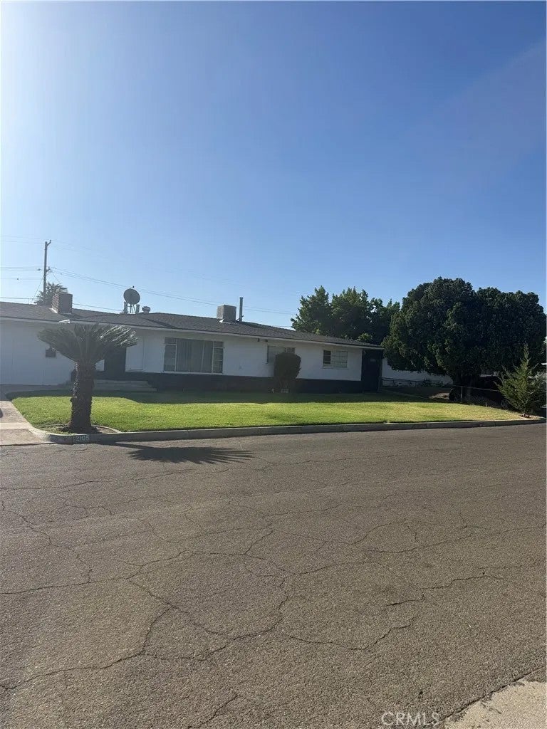 2105 N Archie — photo