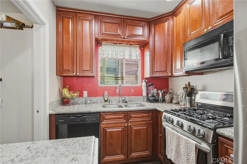 1006 N Matthisen, Compton, CA 90220 — photo 2