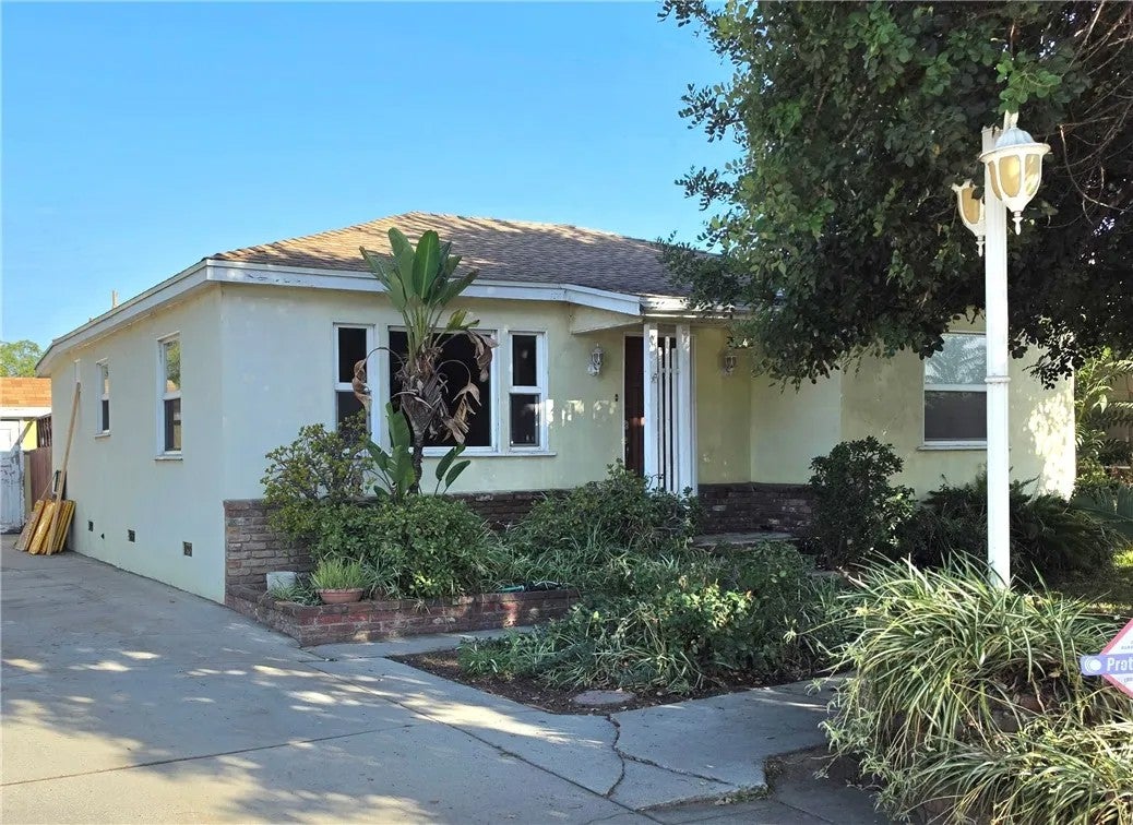7649 Elm Street — photo
