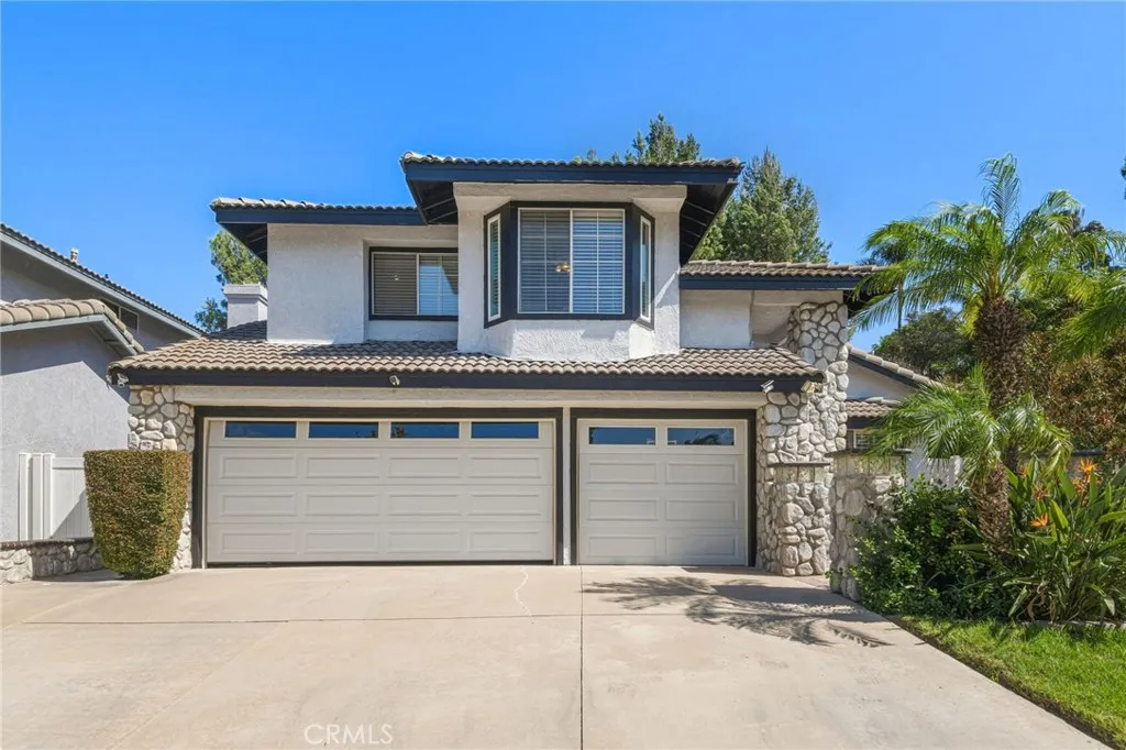 1251 Oakcrest Circle — photo