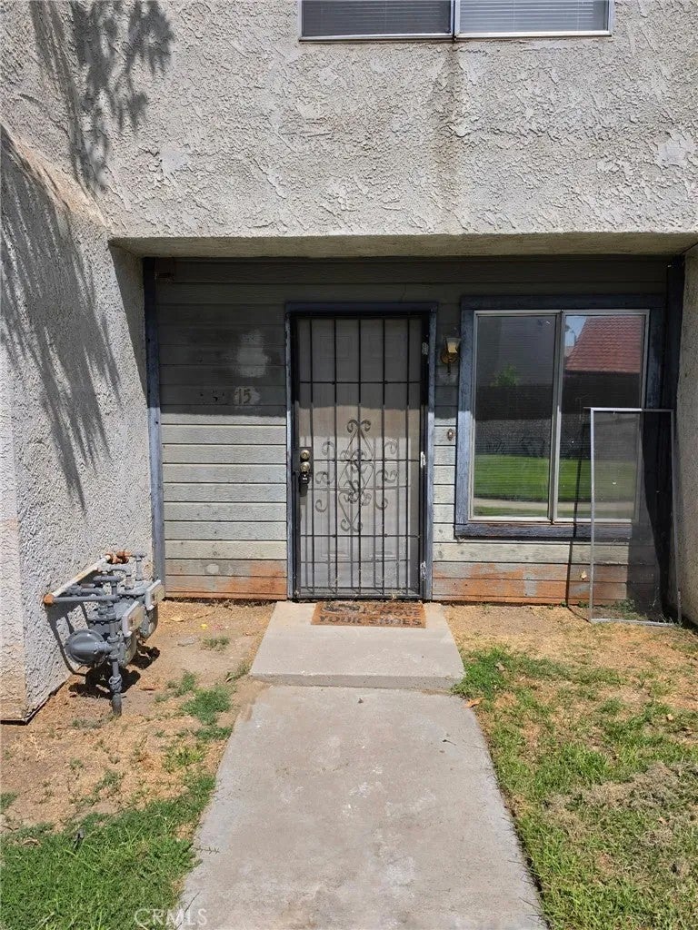 1565 Coulston Street — photo