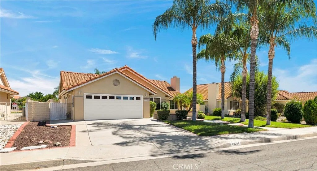 29294 Cool Creek — photo