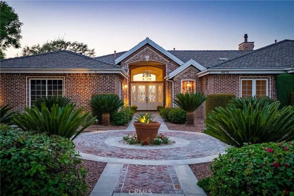 6872 Chartwell, Riverside, CA 92506 — photo 2