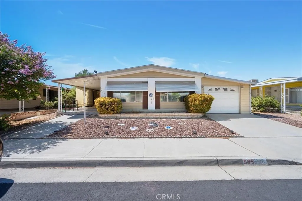 585 Palos Drive — photo
