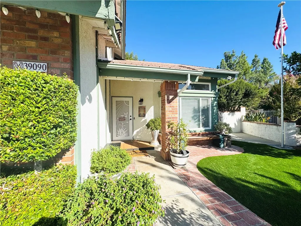 39090 Cattail Unit 1 — photo