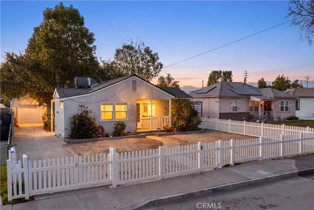1617 N Gordon Court — photo