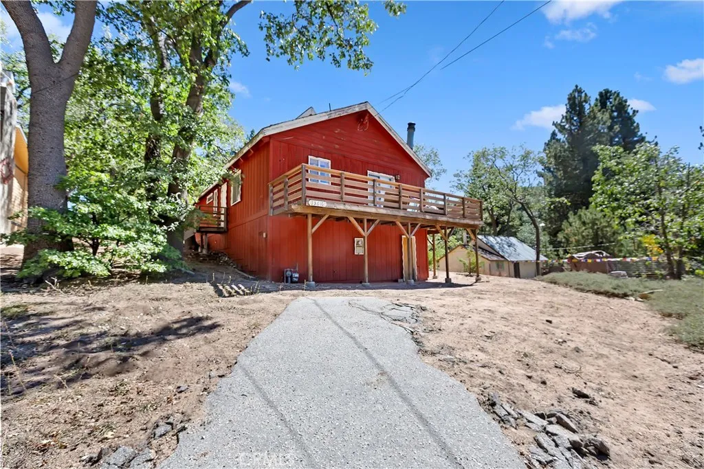 33616 Holcomb Creek — photo