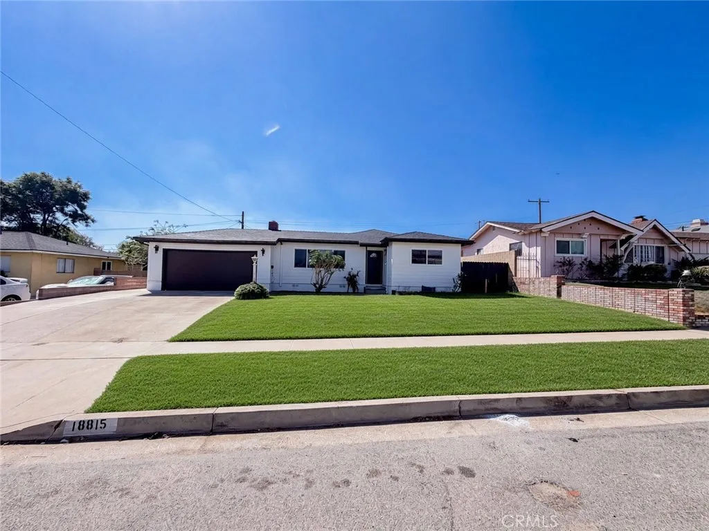18815 Marygold — photo