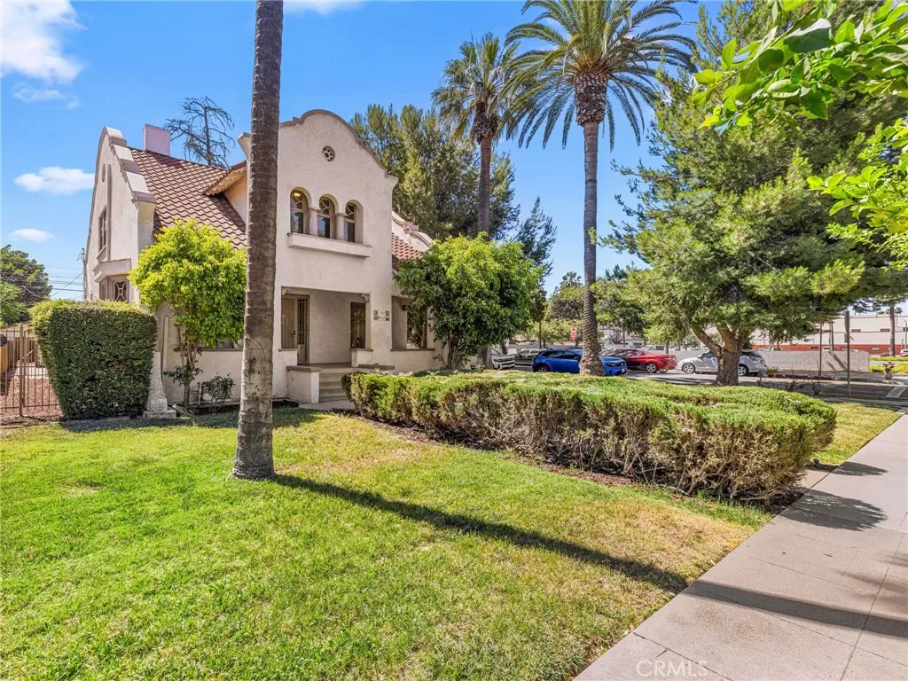 3390 Orange, Riverside, CA 92501 — photo 2