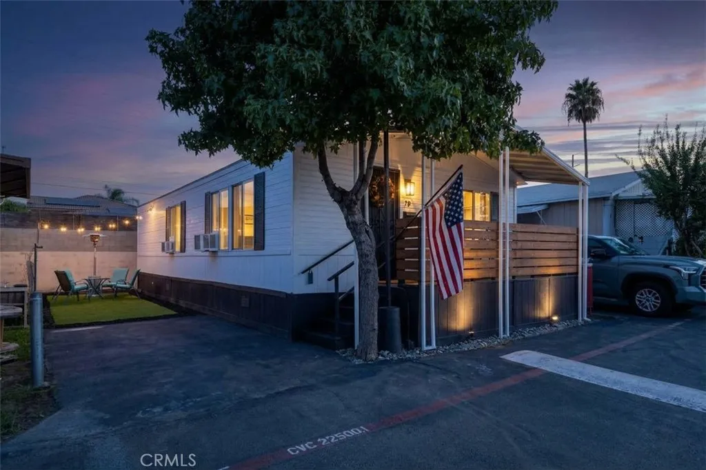 2865 W Rialto Unit 78 — photo