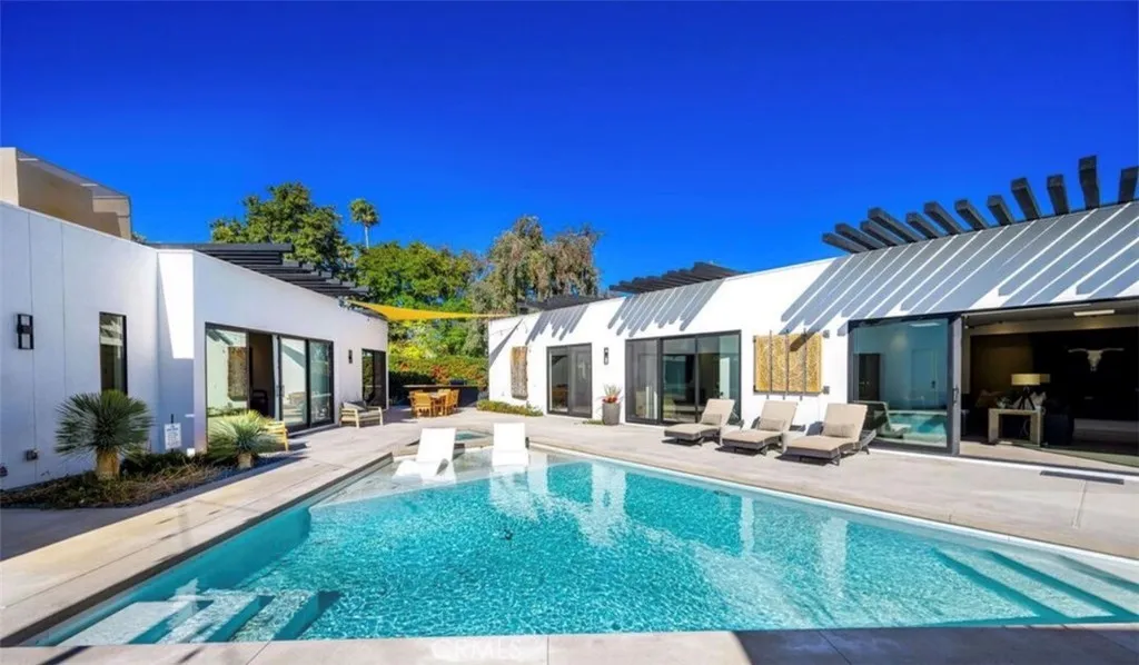400 W Santa Catalina — photo