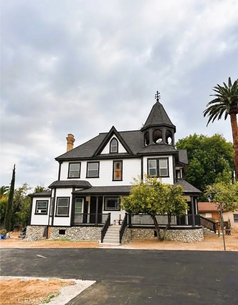 1118 W Palm Unit 4 — photo
