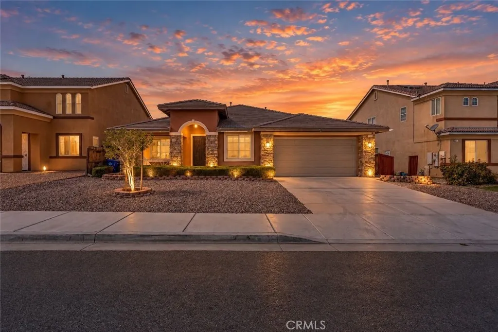 14968 Onyx Road — photo