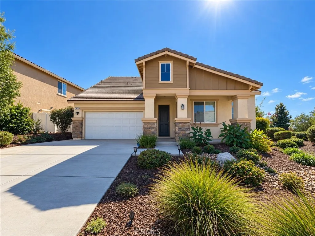 26751 Buckeye Terrace — photo