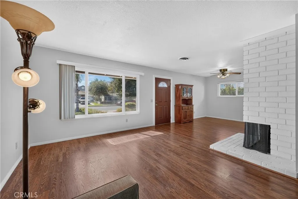 425 Blackpine, Corona, CA 92879 — photo 3
