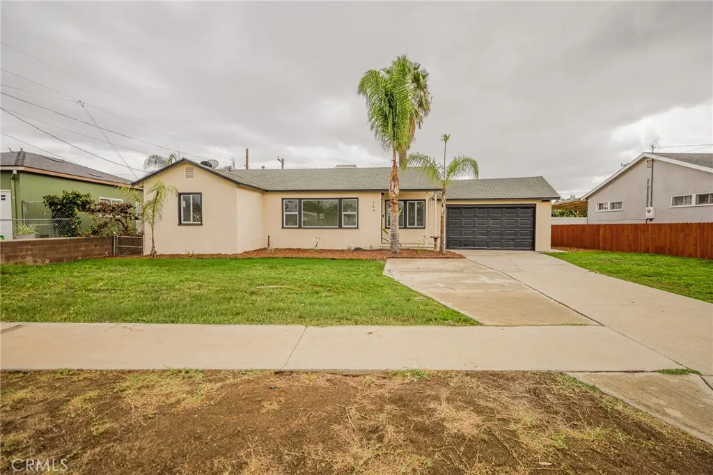 149 E Alru — photo